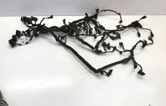 BMW 2 Active Tourer U06 Engine installation wiring loom 8477624 8477626 8477627