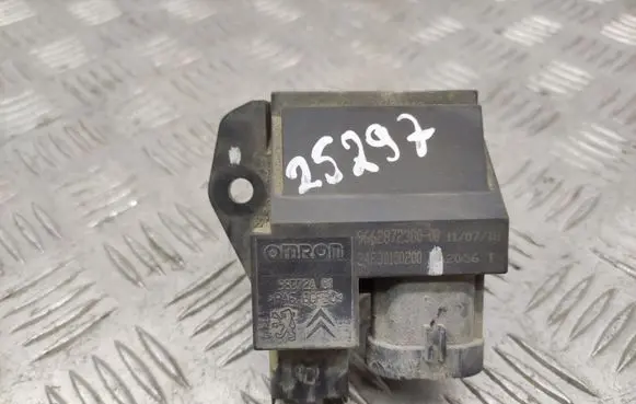 Peugeot 508 Coolant fan relay 9662872380