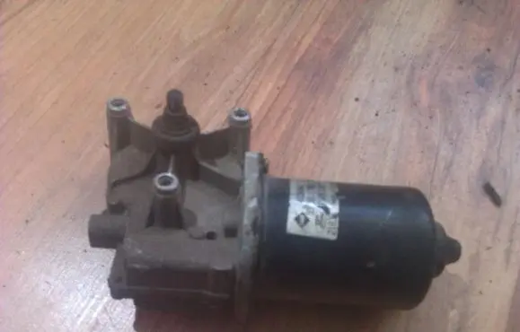 Ford Mondeo MK I Wiper motor 93bb17b571ac