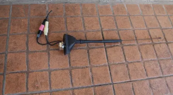 Mitsubishi Outlander Radio antenna 