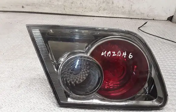 Mazda 6 Tailgate rear/tail lights