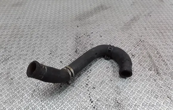 Ford Mondeo MK IV Engine coolant pipe/hose