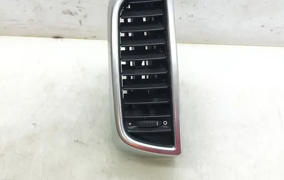Porsche Cayenne (92A) Dash center air vent grill 7P5819727A 4590022502 503516