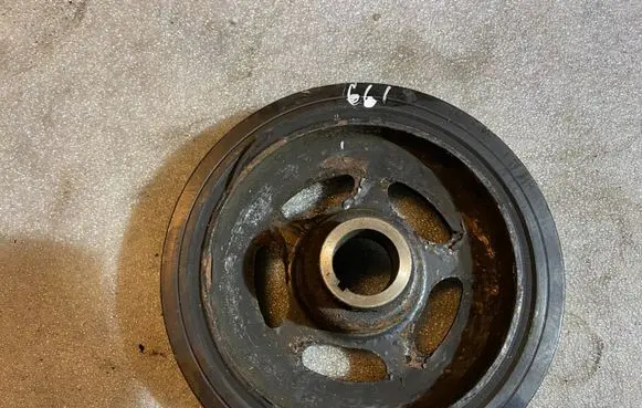 Mercedes-Benz Sprinter W906 Crankshaft pulley a6110300203 6110300203