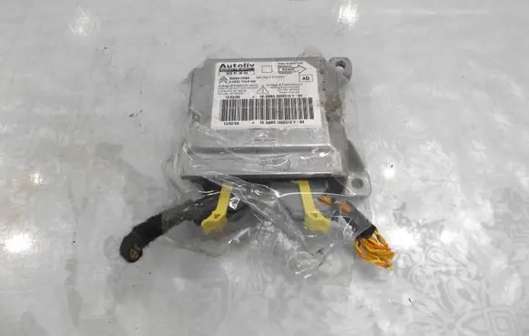 Citroen C3 Picasso Airbag control unit/module 609673600
