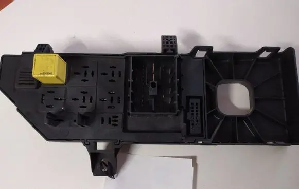 Saab 9-3 Ver2 Fuse module 12785597 518751003
