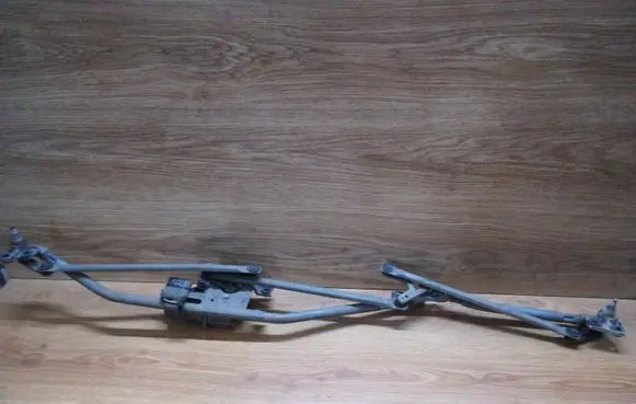 Front wiper linkage and motor