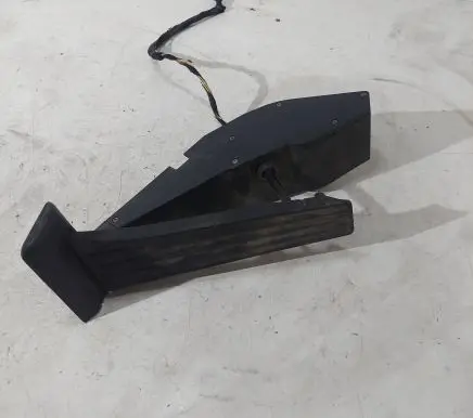 BMW 5 E39 Accelerator throttle pedal 3540675351805