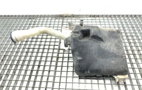 Citroen C4 I Windshield washer fluid reservoir/tank 