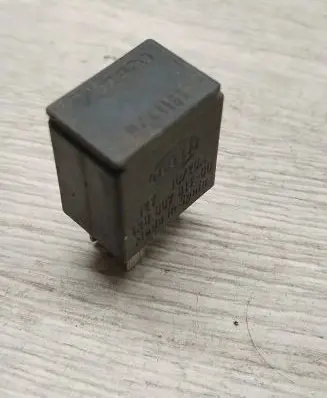 Volvo S70 V70 V70 XC Other relay 9441161