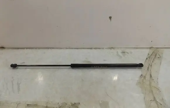 Mercedes-Benz C AMG W204 Front bonnet/hood damper/strut