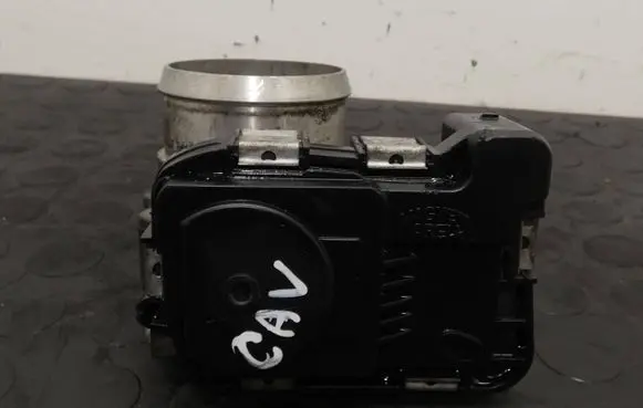 Volkswagen Tiguan Throttle valve 03C133062D