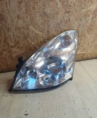 Toyota Corolla Verso AR10 Headlight/headlamp 