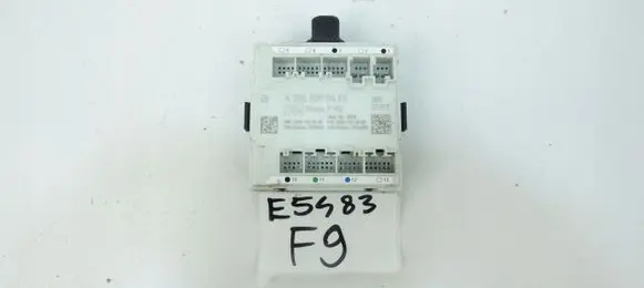Mercedes-Benz C W206 Gateway control module A2069000413