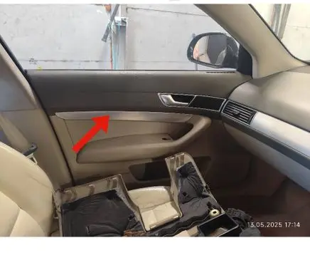 Audi A6 S6 C6 4F Front door trim bar 4F0867409
