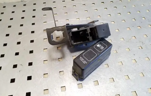 Subaru Legacy Fuse box set 71541381E1