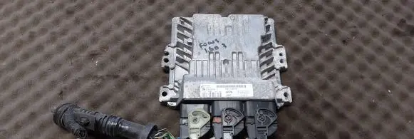 Ford Focus Engine control unit/module BV6112A650NK S180133036