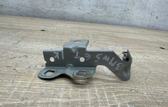 BMW 5 GT F07 Fender mounting bracket 7193427 23310110