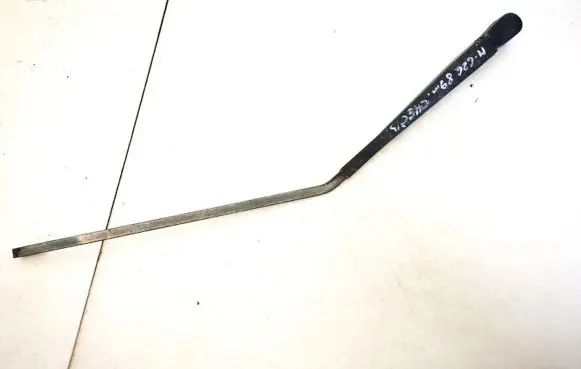 Mazda 626 Front wiper blade arm