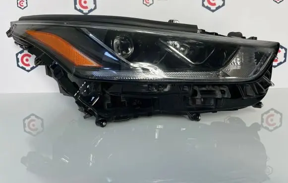Toyota Highlander XU70 Headlight/headlamp