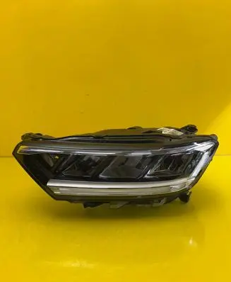 Volkswagen T-Roc Headlight/headlamp 2GA941005F