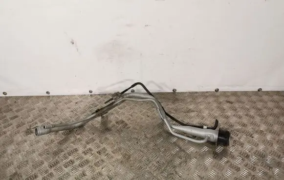 Toyota GT 86 Fuel tank filler neck pipe 6413