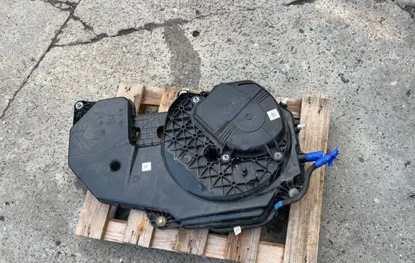 Renault Megane IV AdBlue liquid reservoir 172A25268R 4112501AB