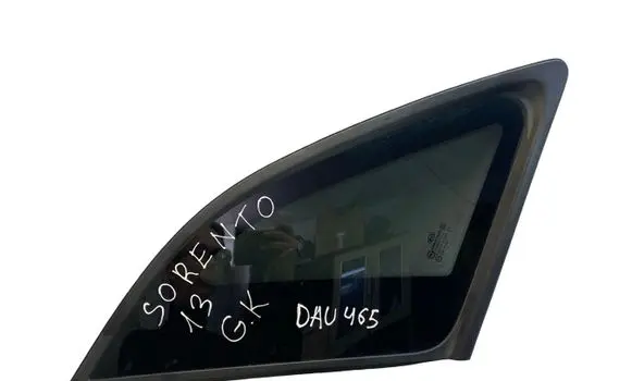 KIA Sorento Rear side window 878102P100 43R000399