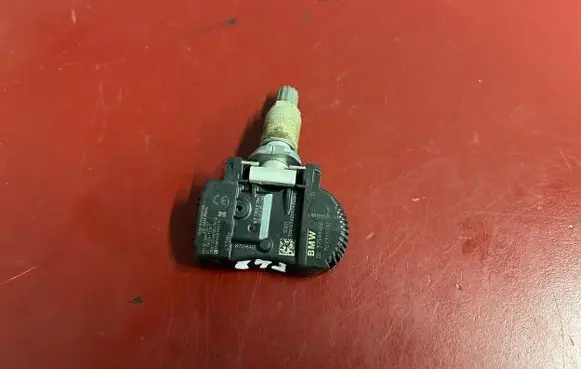 BMW X1 F48 F49 Tire pressure sensor 6881891