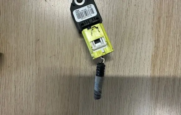 Toyota Auris E180 Airbag deployment crash/impact sensor 8983102150
