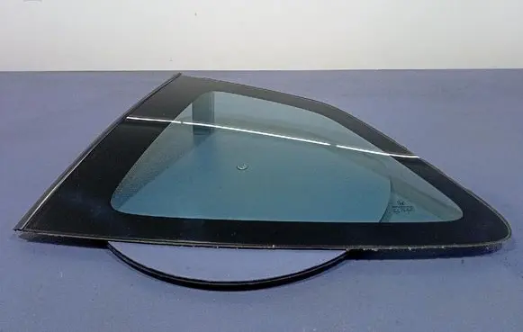 Honda Civic IX Rear side window 