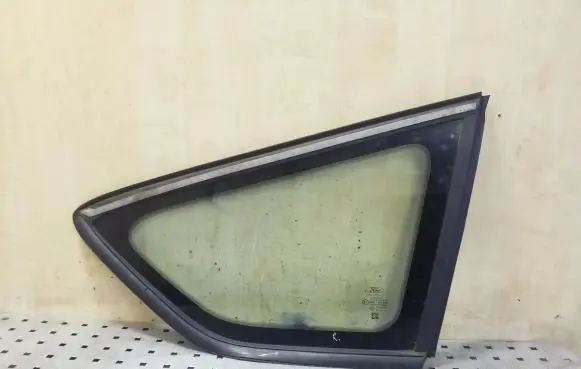 Ford Kuga II Rear side window CV44S29750C