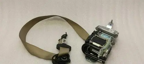 Mercedes-Benz E W212 Front seatbelt buckle A2128606785