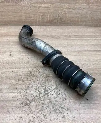 BMW 3 E90 E91 Intercooler hose/pipe 7795304