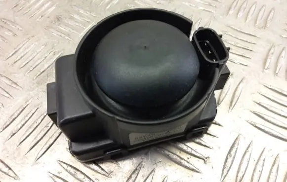 Lexus RX 330 - 350 - 400H Alarm system siren 89040-48020