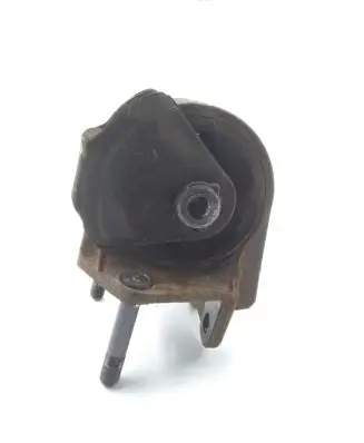 KIA Sorento Engine mount bracket