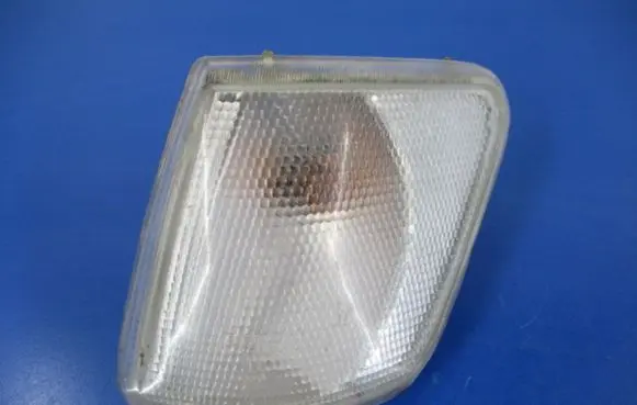 Ford Fiesta Front indicator light