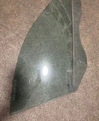 BMW 5 E60 E61 Front door window glass four-door 51337110634