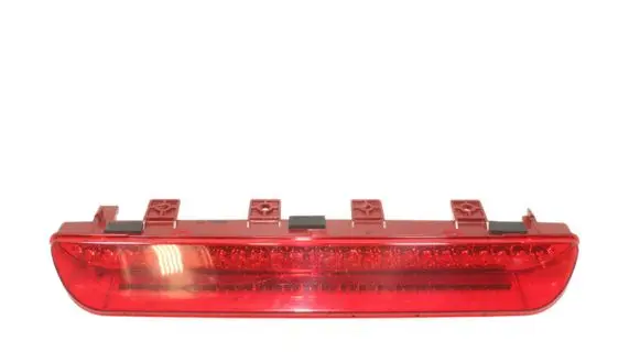 KIA Sportage Third/center stoplight