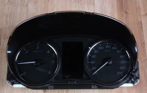 Mitsubishi Outlander Speedometer (instrument cluster) 8100C508