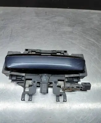 Audi A8 S8 D3 4E Rear door exterior handle 4E0839886 4E0949137