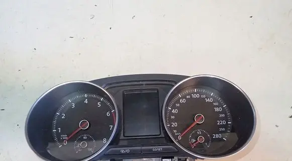 Volkswagen Polo V 6R Speedometer (instrument cluster) 6C0920746