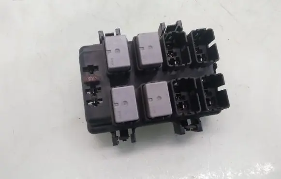 Subaru Legacy Fuse module RB1011006