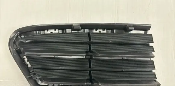 Toyota RAV 4 (XA40) Front bumper lower grill 5312842080