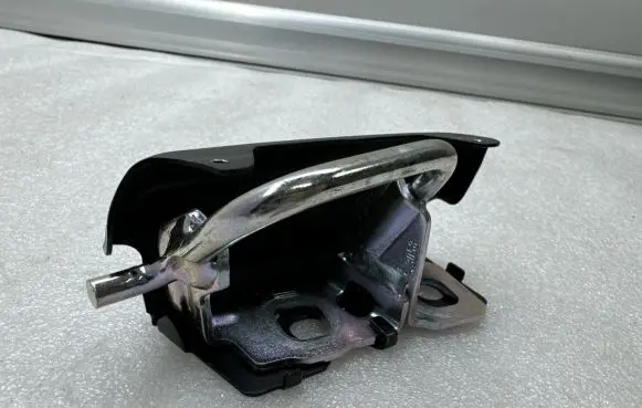 BMW i3 Rear door lock loop/hook striker 7266739 120703 12070310