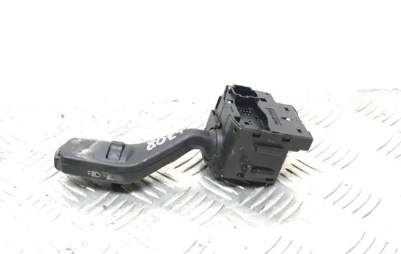 Ford Focus Indicator stalk 17D9403