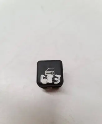 BMW 5 E39 Central locking switch button 8360828
