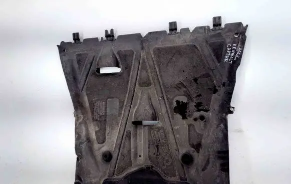 Renault Captur II Engine splash shield/under tray 758905940R 758904300R