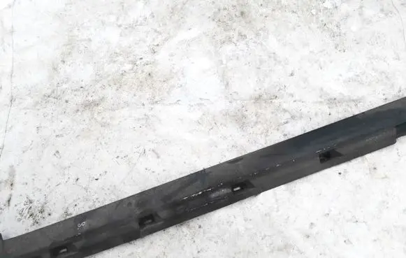 Volkswagen PASSAT B6 Sill 3c0853855a