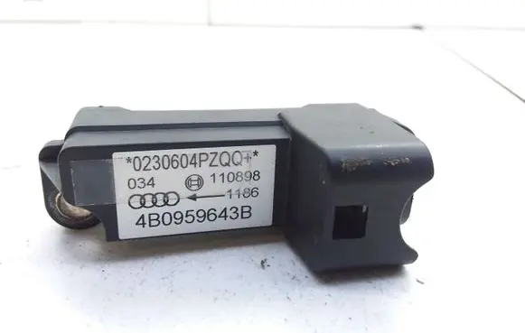 Audi A6 S6 C5 4B Airbag deployment crash/impact sensor 4B0959643B